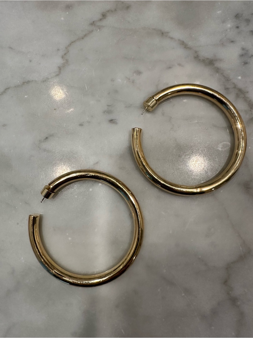 Jennifer Fisher 2.5” Samira Gold Hoop Earrings – $400 Original Retail